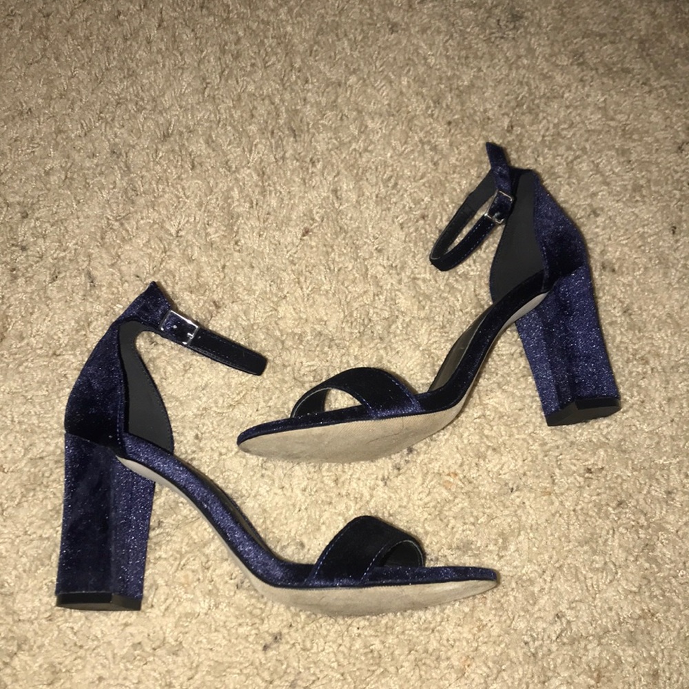 Velvet dark blue heels